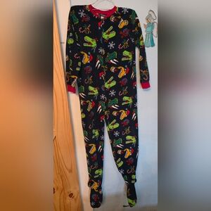 Joe Boxer Christmas Footed Pajamas With Festive Dinosaurs. Sz 10/12